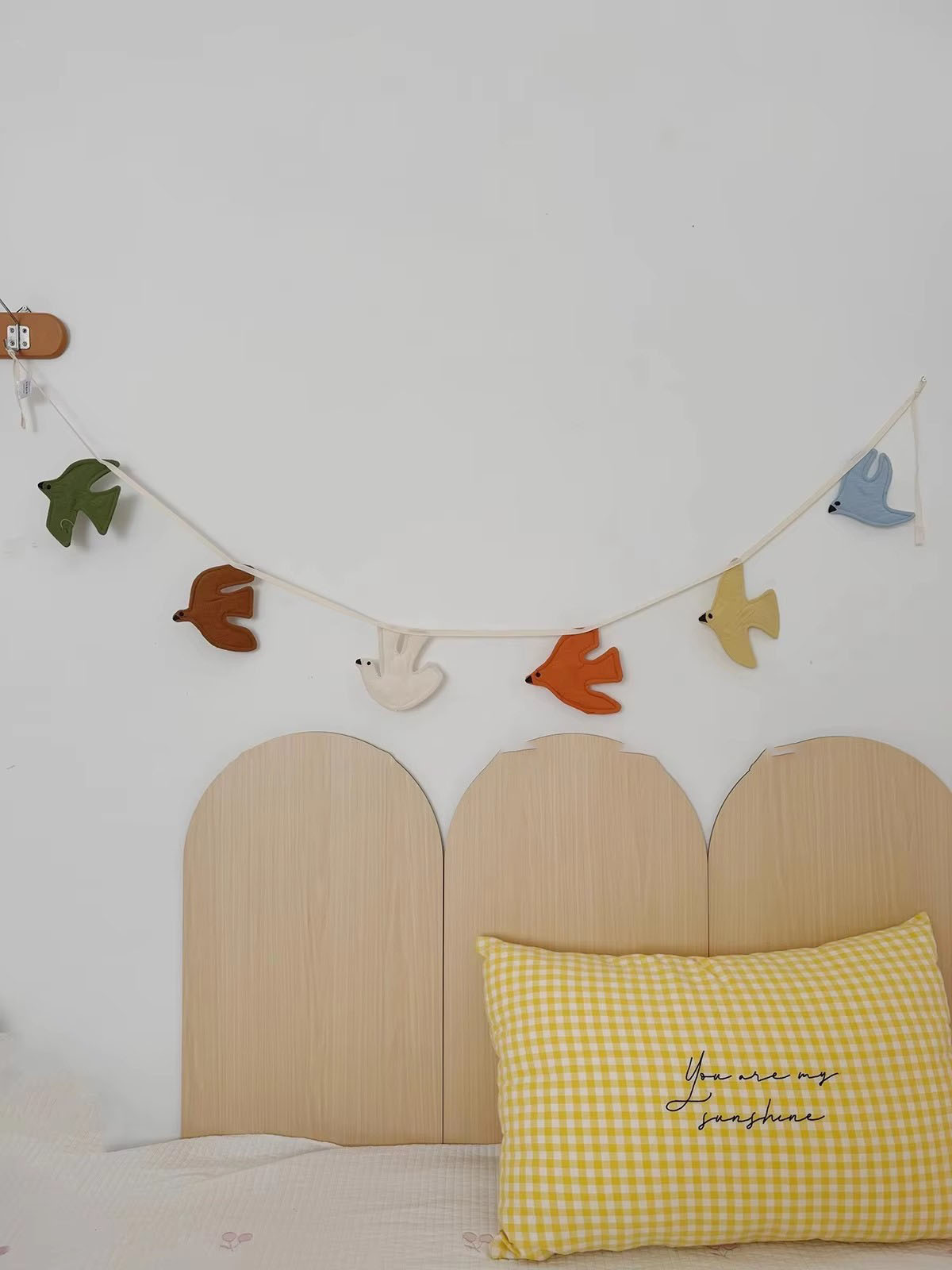 Тканевая гирлянда-флажки с пти – обзор и цена Baby Nursery Ideas